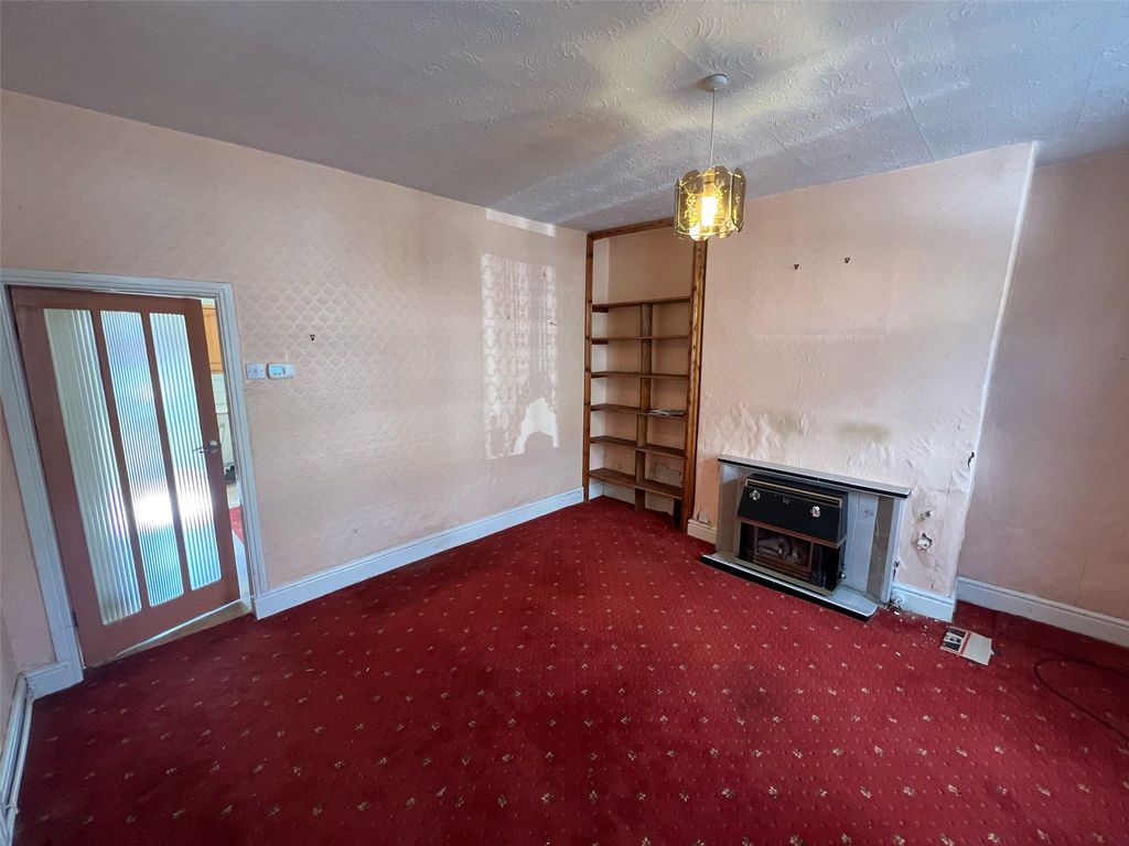 Property photo 3 of 17 Picture No. 18