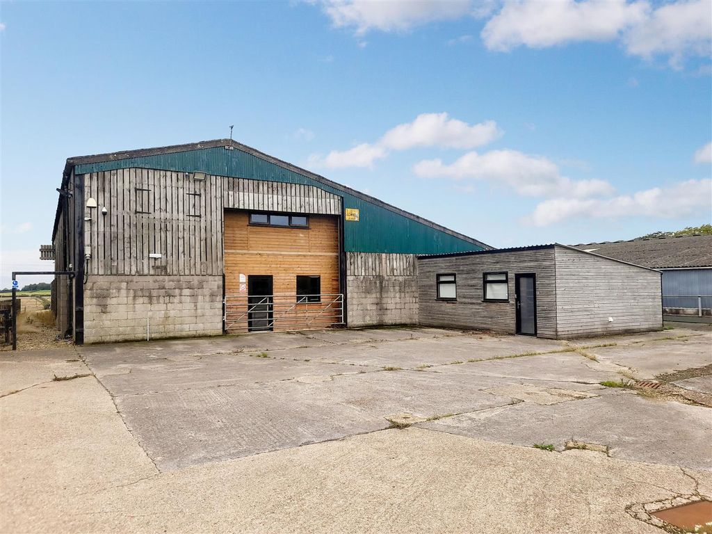 Property photo 2 of 9 Main Barn - Front.Jpg