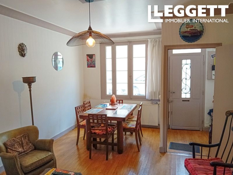 Property photo 2 of 10