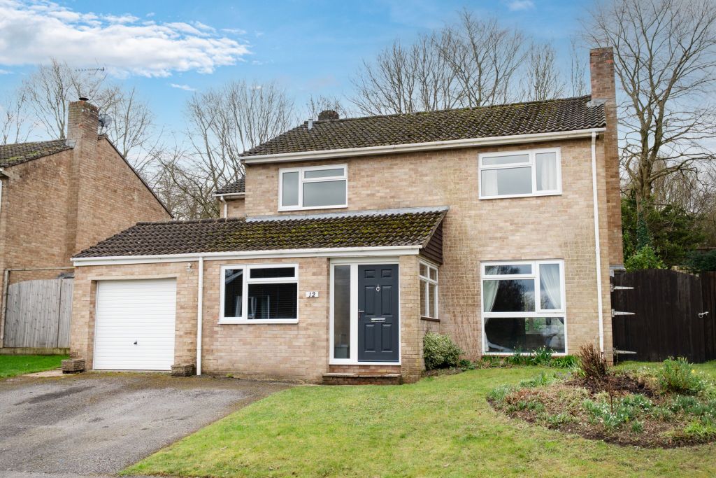 Property photo 1 of 27