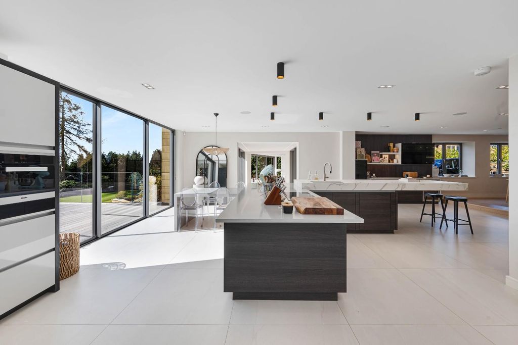 Additional image 7 of 4 bed barn conversion for saleColemans Barn, Off Chorley Old Road, Horwich, Bolton BL6