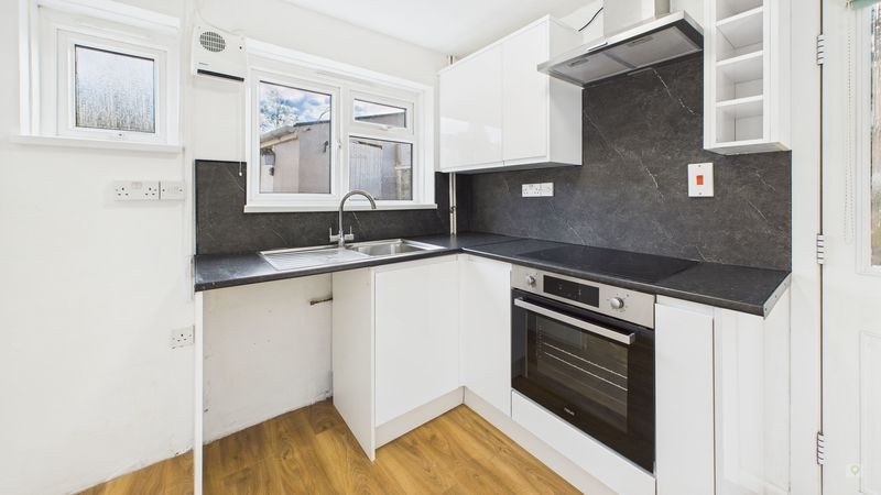 Property photo 2 of 18 Photo 25