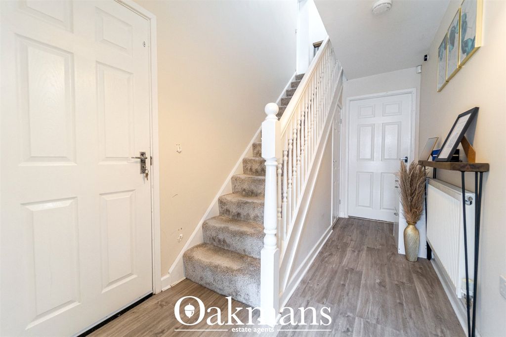 Property photo 2 of 36 Picture No. 28