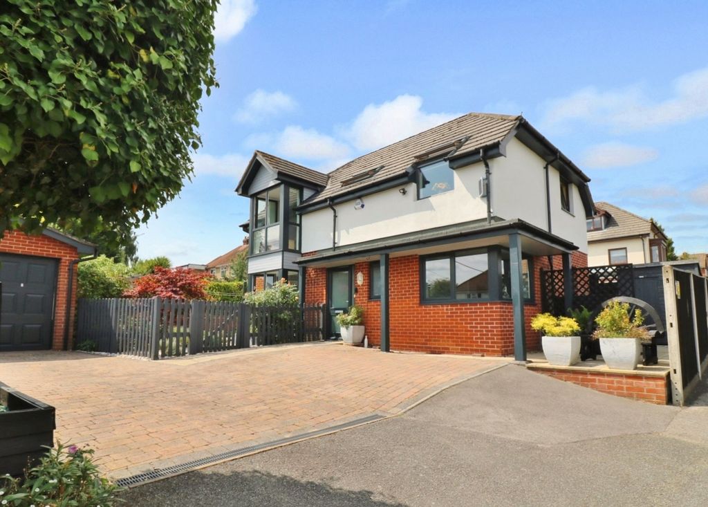 Property photo 1 of 22