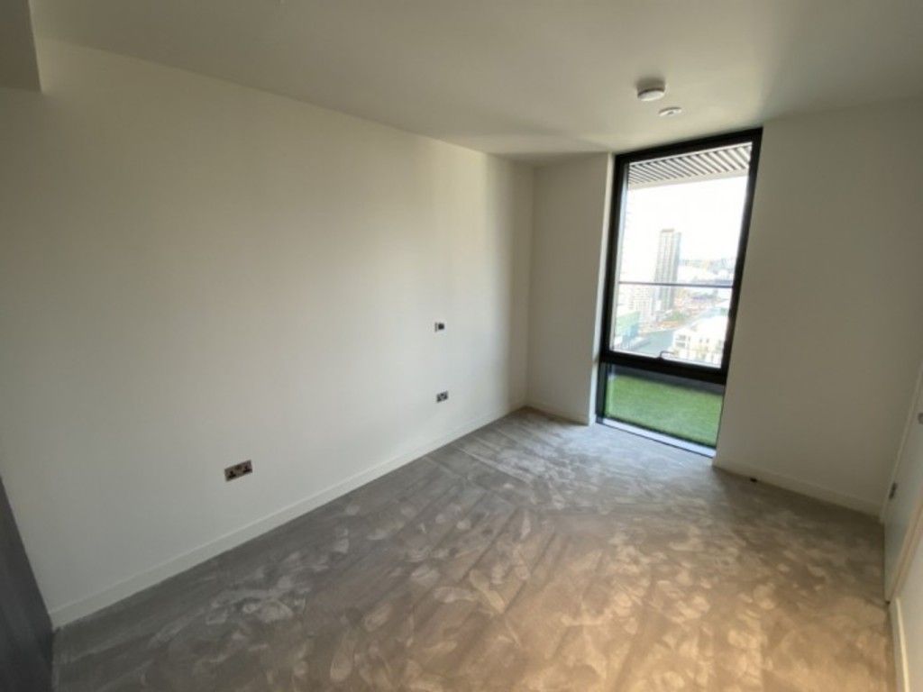 Property photo 3 of 23