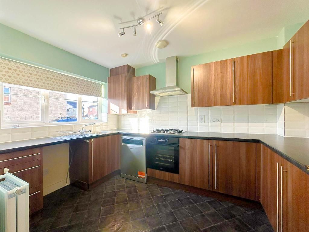 Property photo 3 of 14 Photo 3