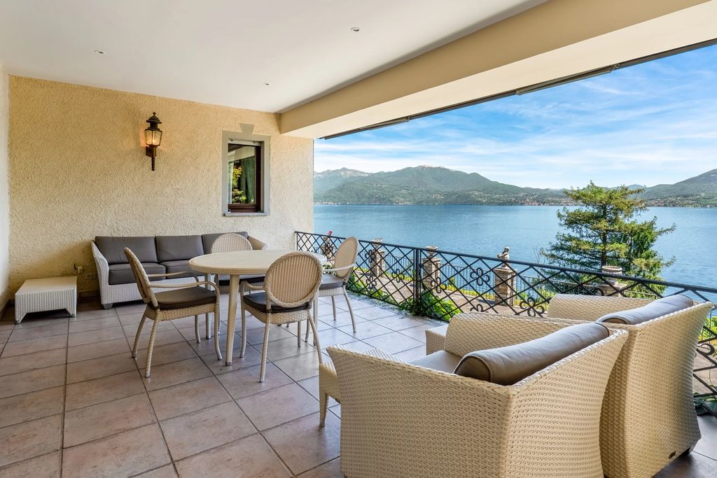 Property photo 3 of 42