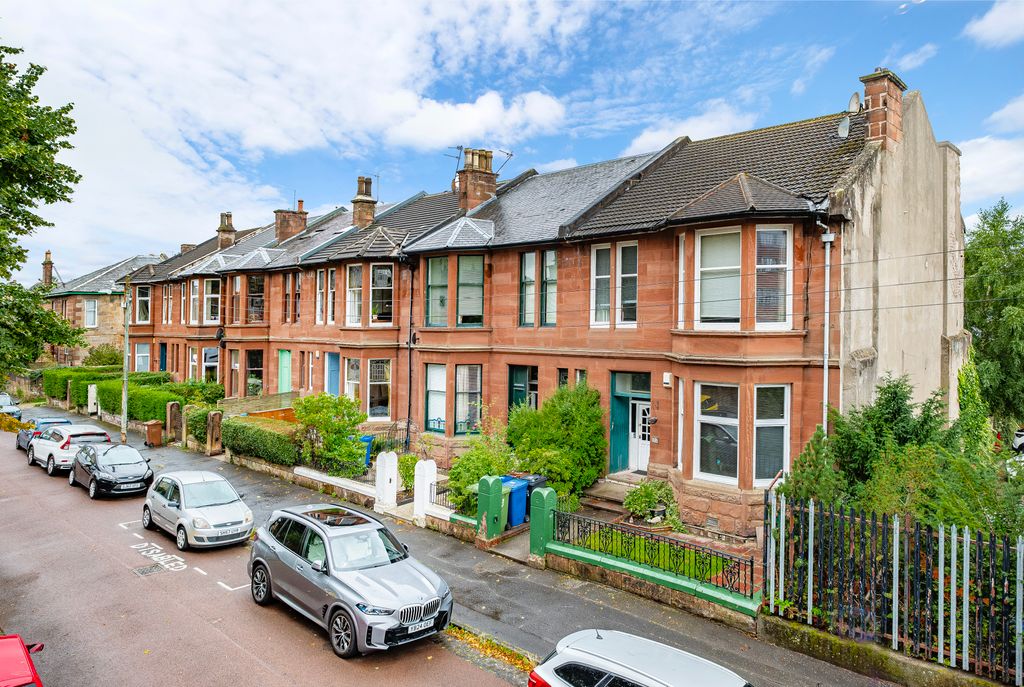 Property photo 1 of 35