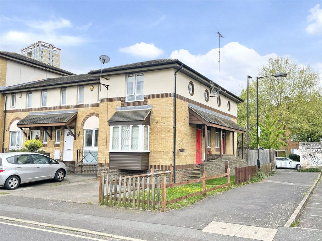 Property photo 1 of 8