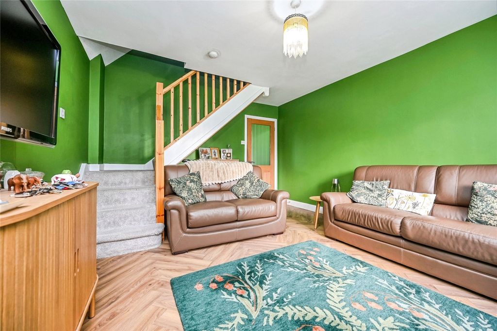 Property photo 3 of 17 Picture No. 02