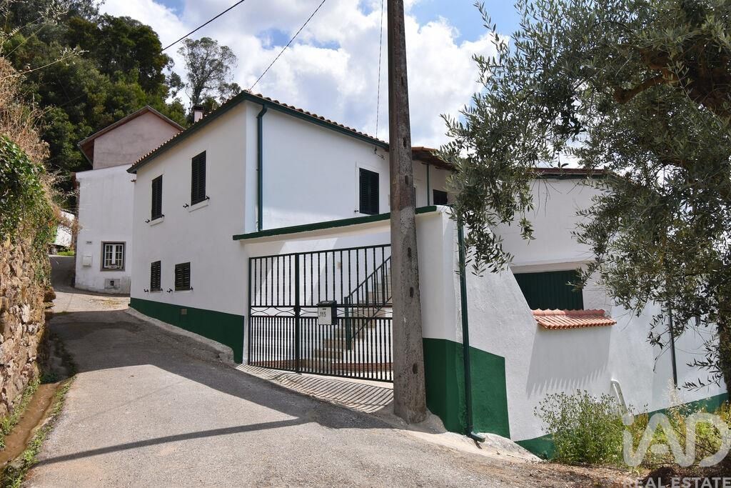 Property photo 1 of 35
