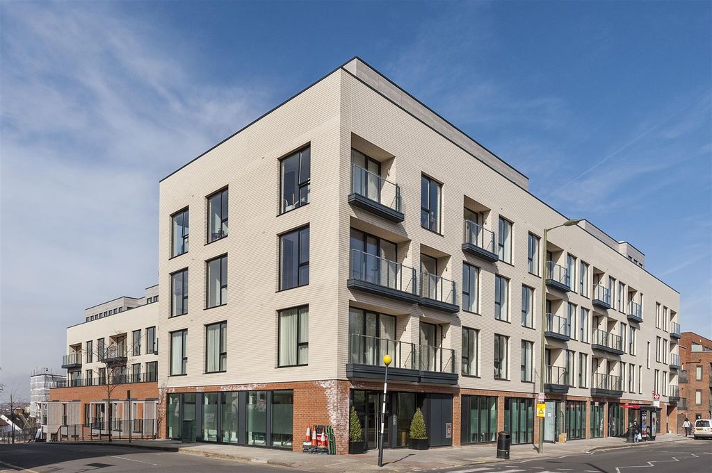 Property photo 1 of 9 Lexington Place Exterior.Jpg