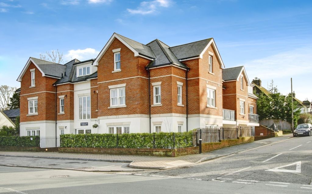 Property photo 1 of 12 5Bf41d60-18