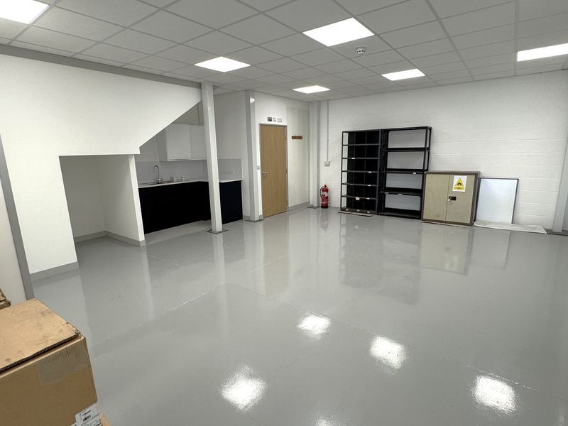 Property photo 2 of 7 Photo 1