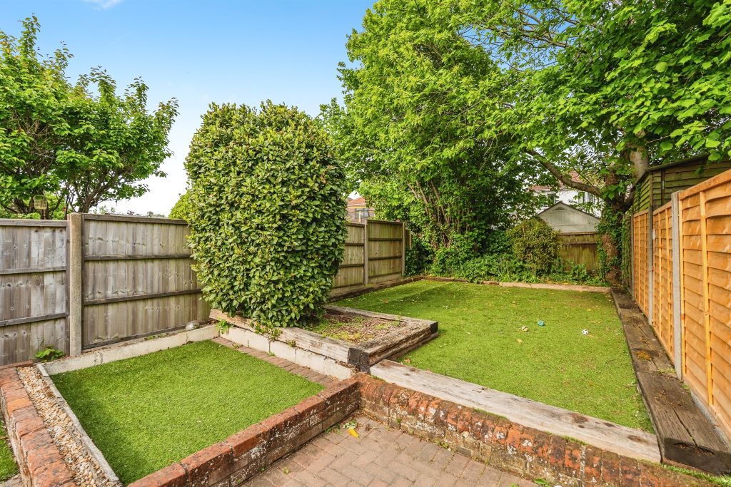 Property photo 2 of 16