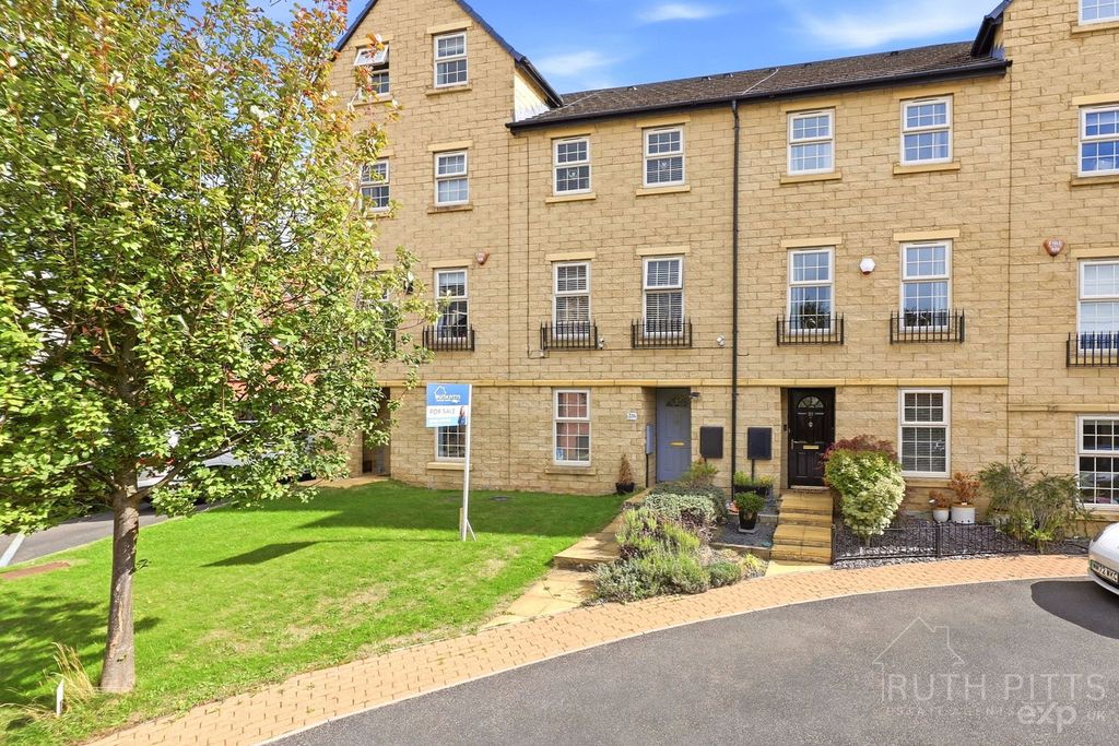 Property photo 1 of 30