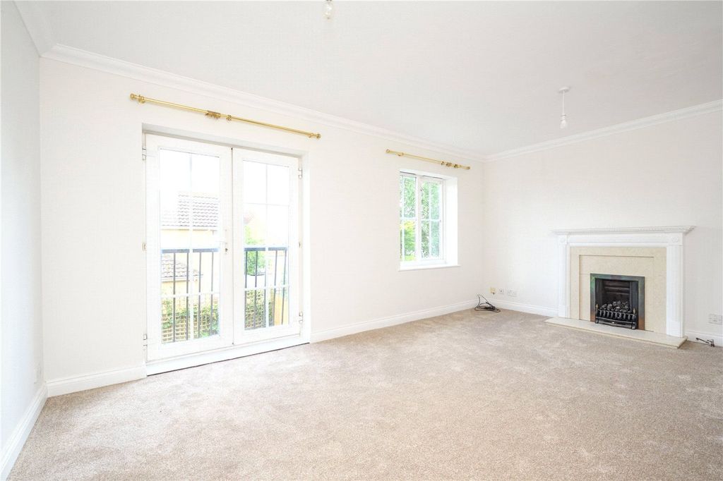 Property photo 2 of 13 Picture No. 18