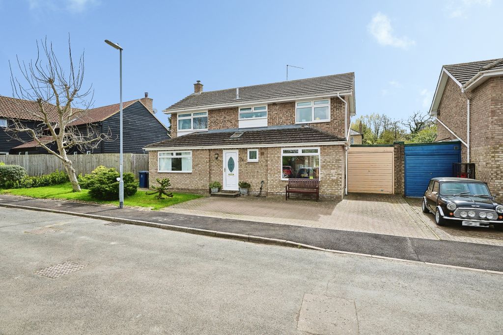 Property photo 1 of 16 Front View