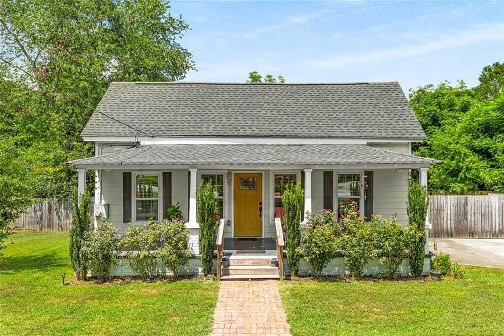 Property photo 1 of 25