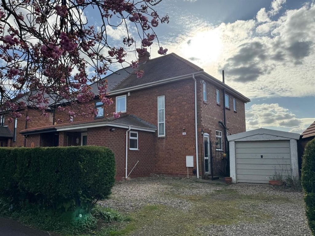 Property photo 1 of 12 Front