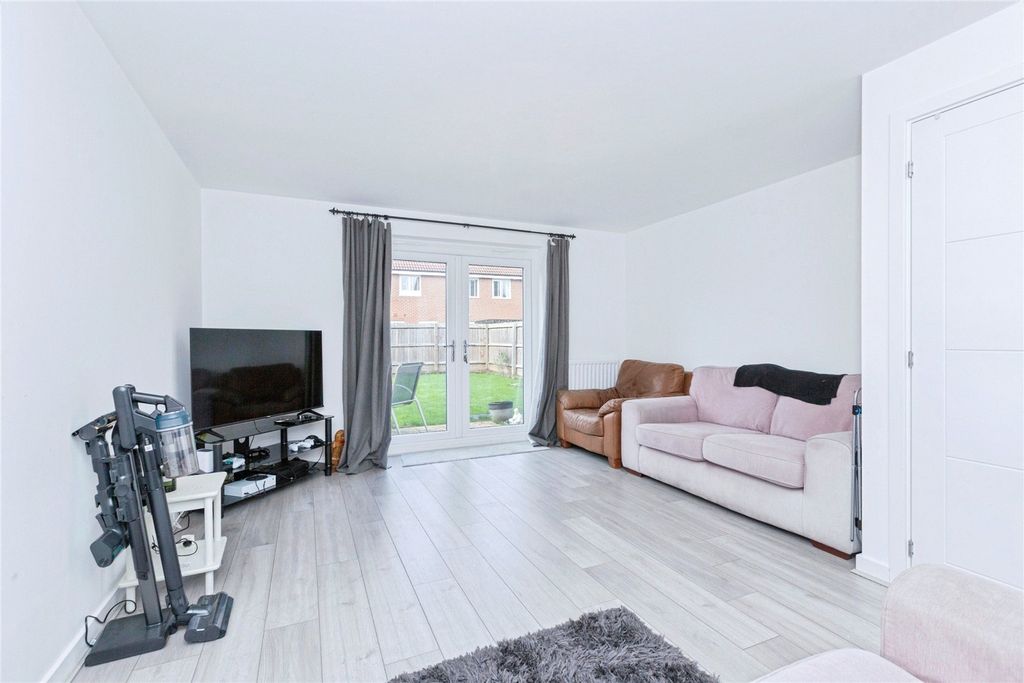 Property photo 2 of 12 Picture No. 07