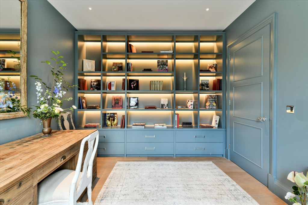 Property photo 3 of 18 Image