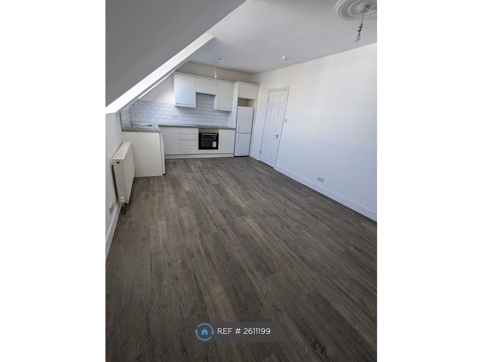 Property photo 2 of 29 Large Open Plan Kitchen And Lounge Area