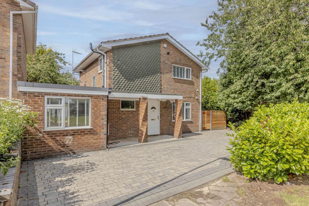 Property photo 1 of 23
