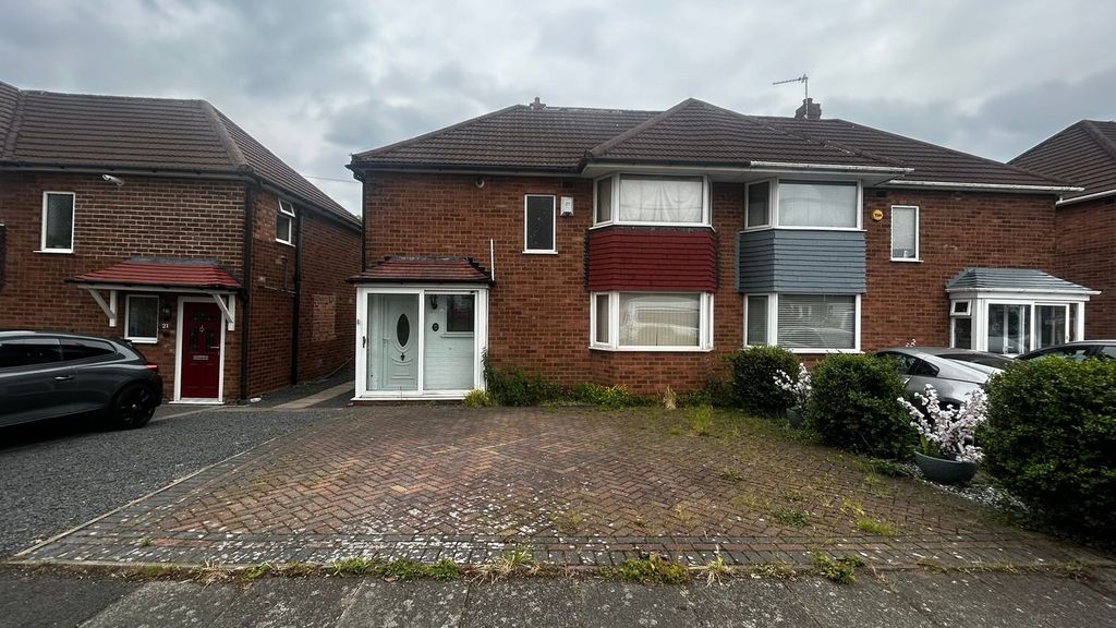 Property photo 1 of 2
