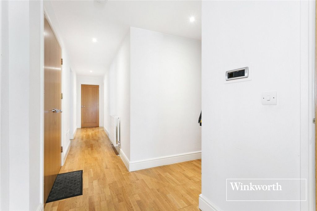 Property photo 2 of 16 Picture No. 05