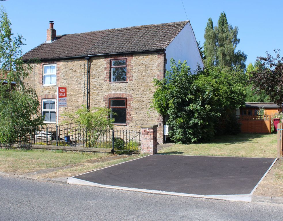 Property photo 1 of 13 Front