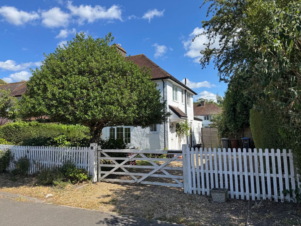 Property photo 2 of 10