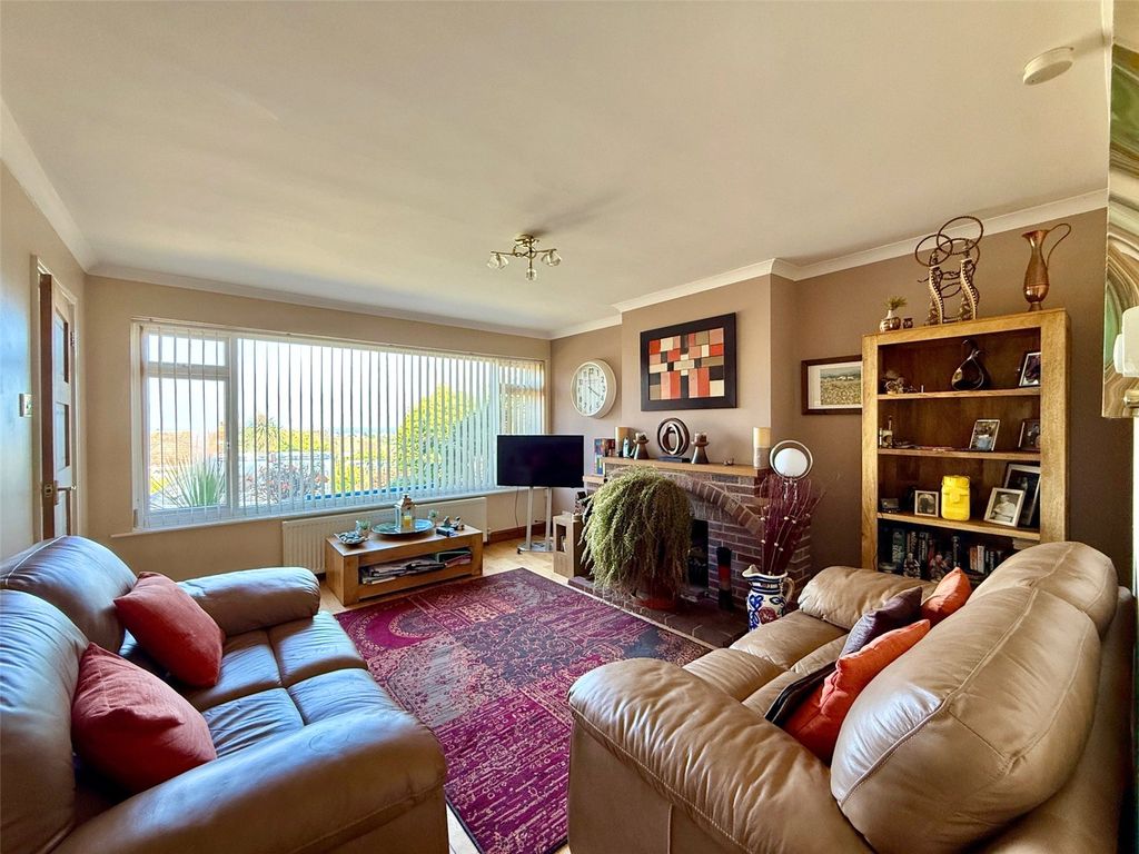 Property photo 2 of 10 Picture No. 08