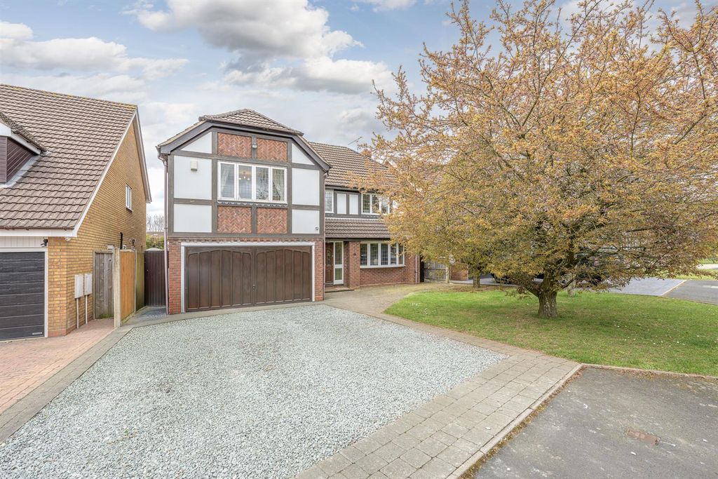 Property photo 1 of 22