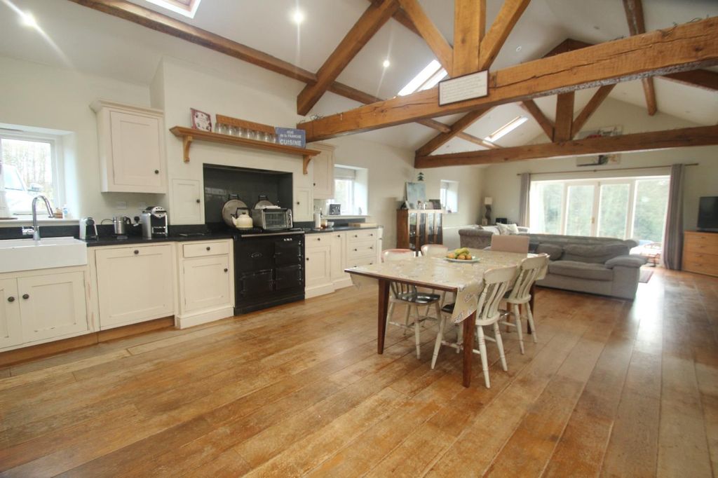 Property photo 3 of 16 0 General