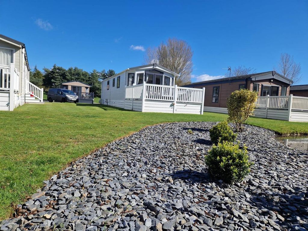 Property photo 2 of 18 656-2.Jpg