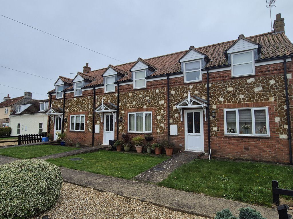 Property photo 1 of 12