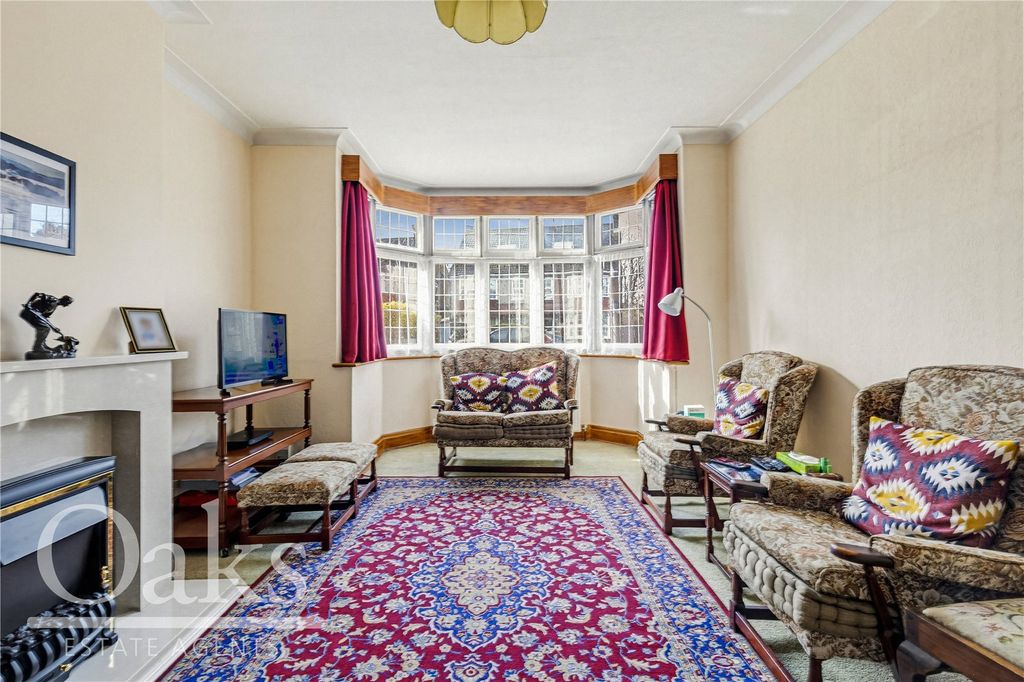 Property photo 3 of 16 Picture No. 10