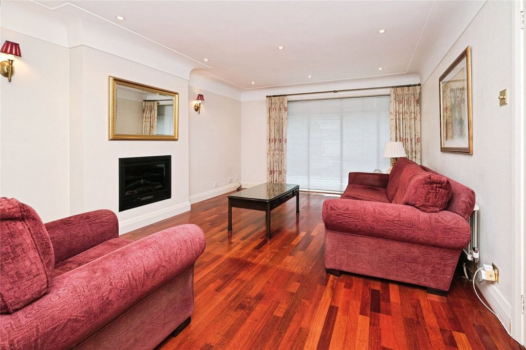 Property photo 3 of 25 Photo