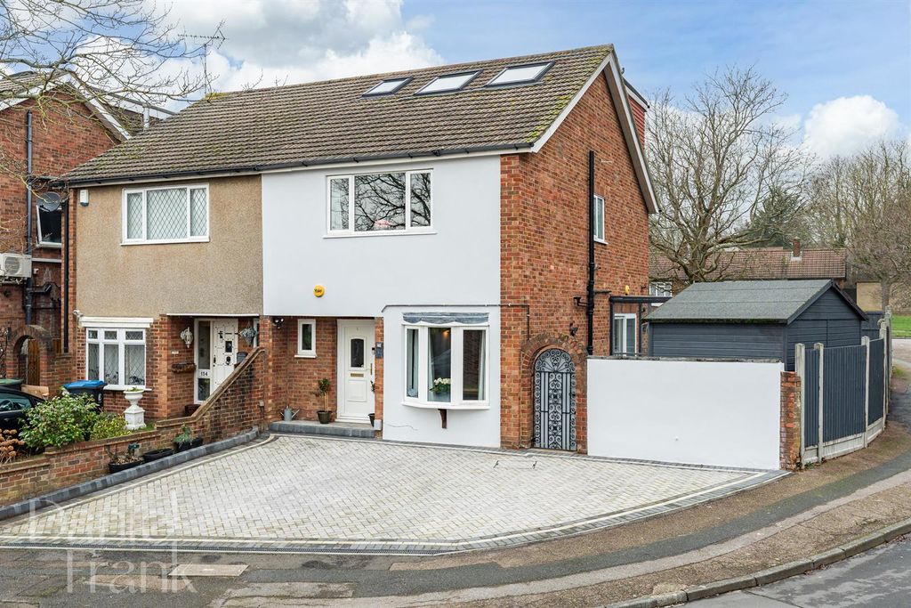 Property photo 1 of 33