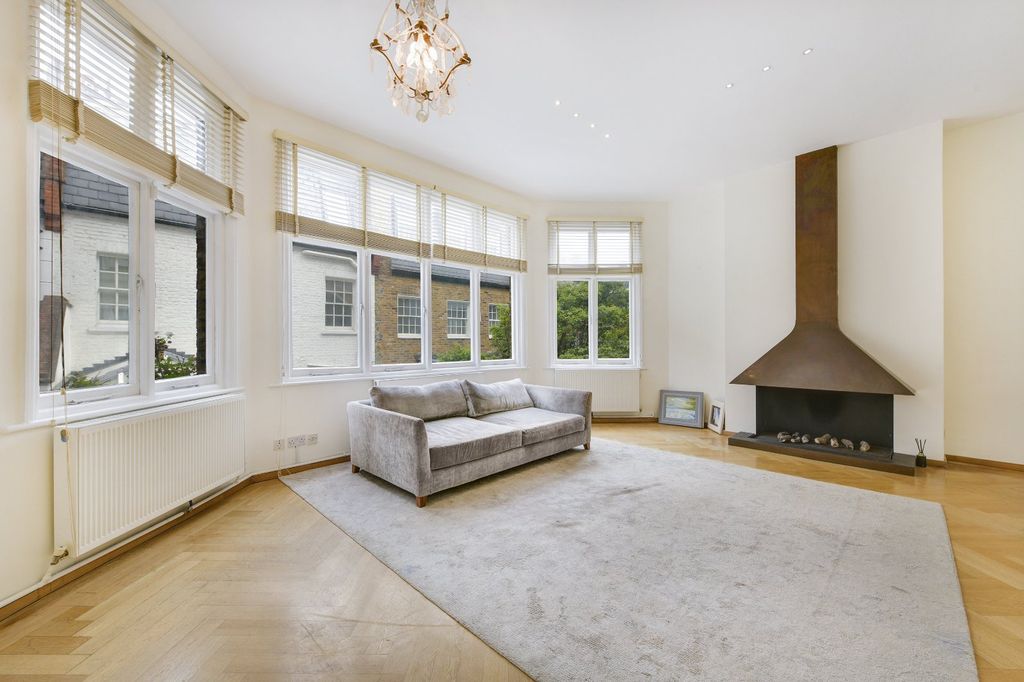 Property photo 1 of 19