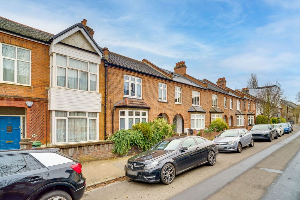 Property photo 2 of 13