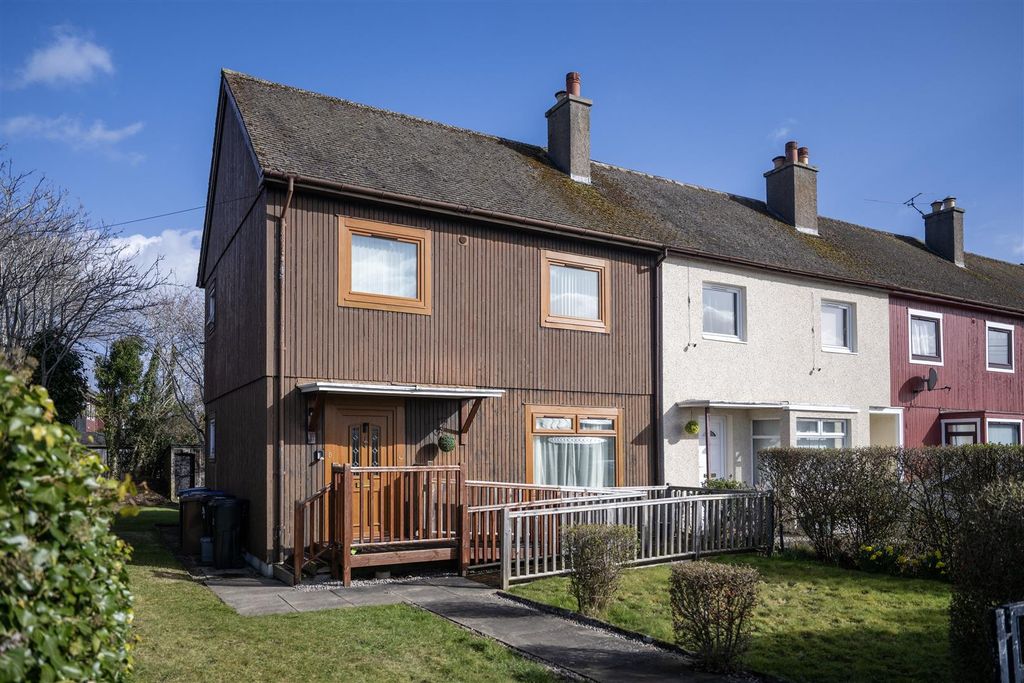 Property photo 1 of 14 Front.Jpg