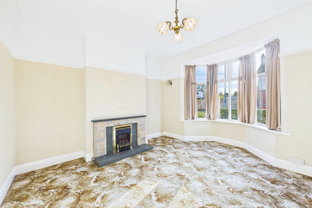 Property photo 2 of 14 Living Room