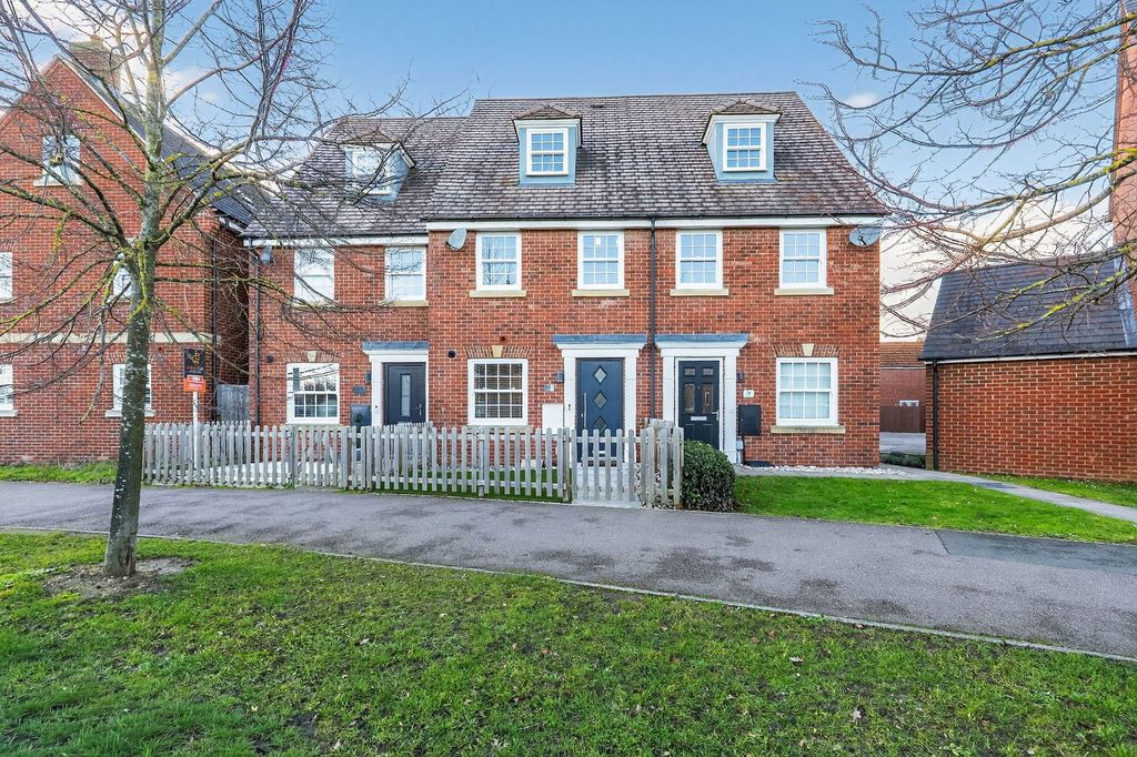 Property photo 1 of 35