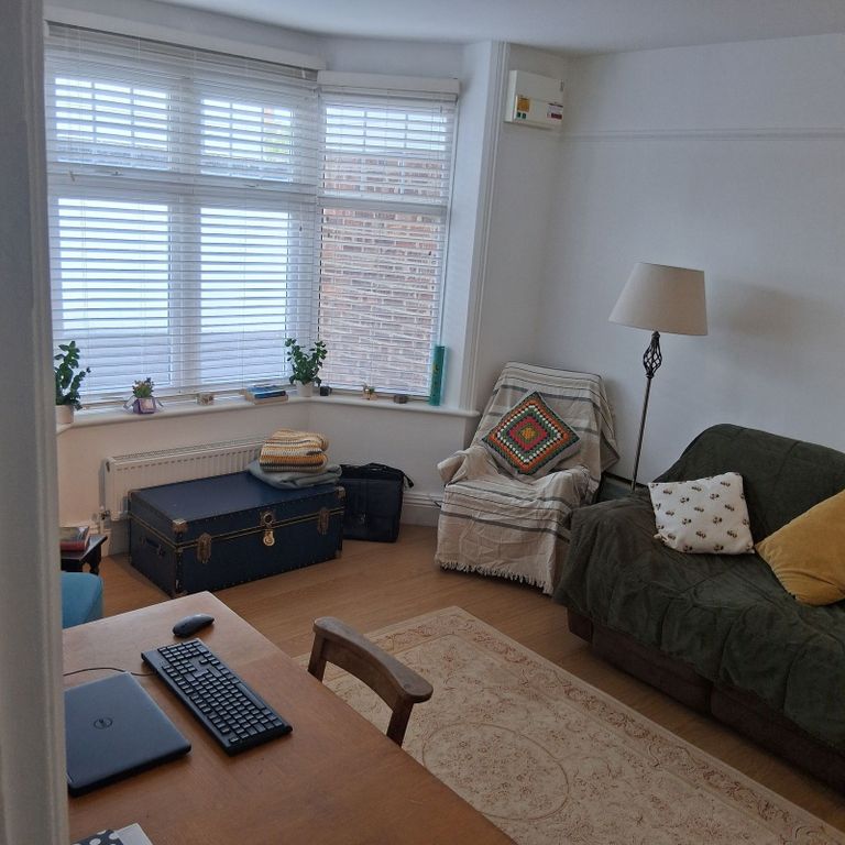 Property photo 2 of 6