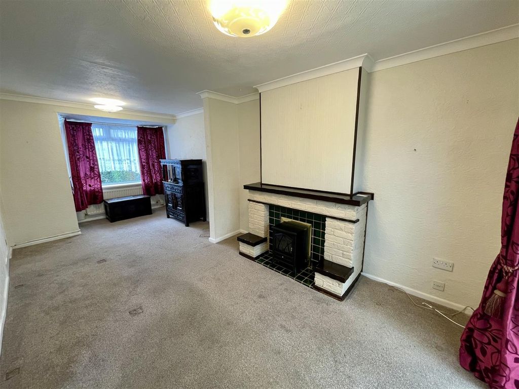 Property photo 3 of 10 Lounge/Diner