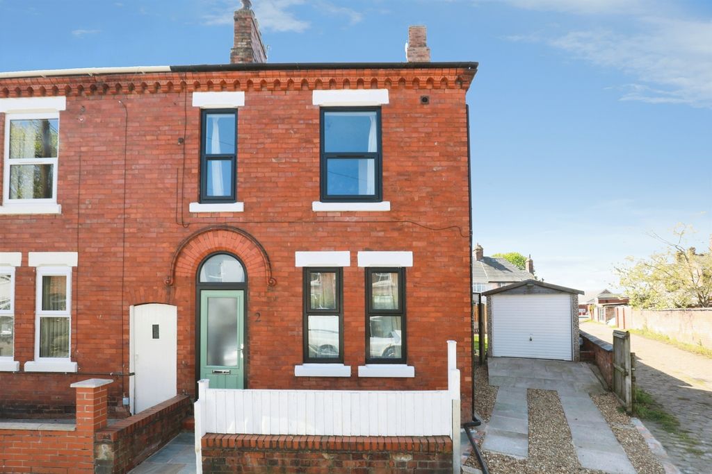 Property photo 1 of 30