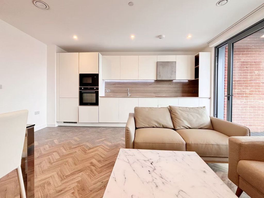 Property photo 2 of 12