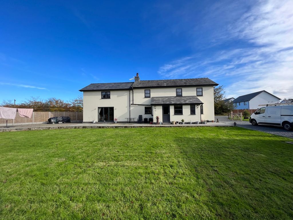Property photo 3 of 50